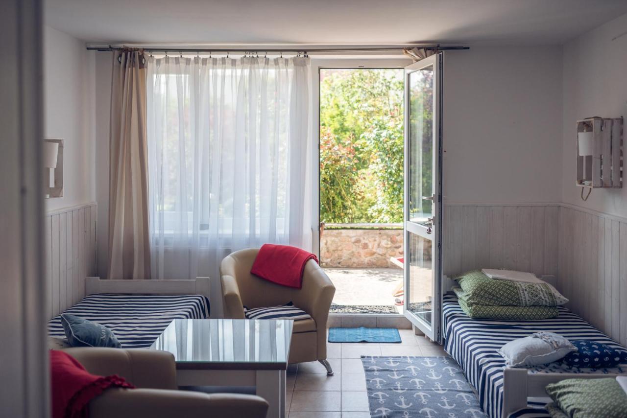 Nadmorskie Pokoje Super Lokalizacja Apartment Колобжег Екстериор снимка