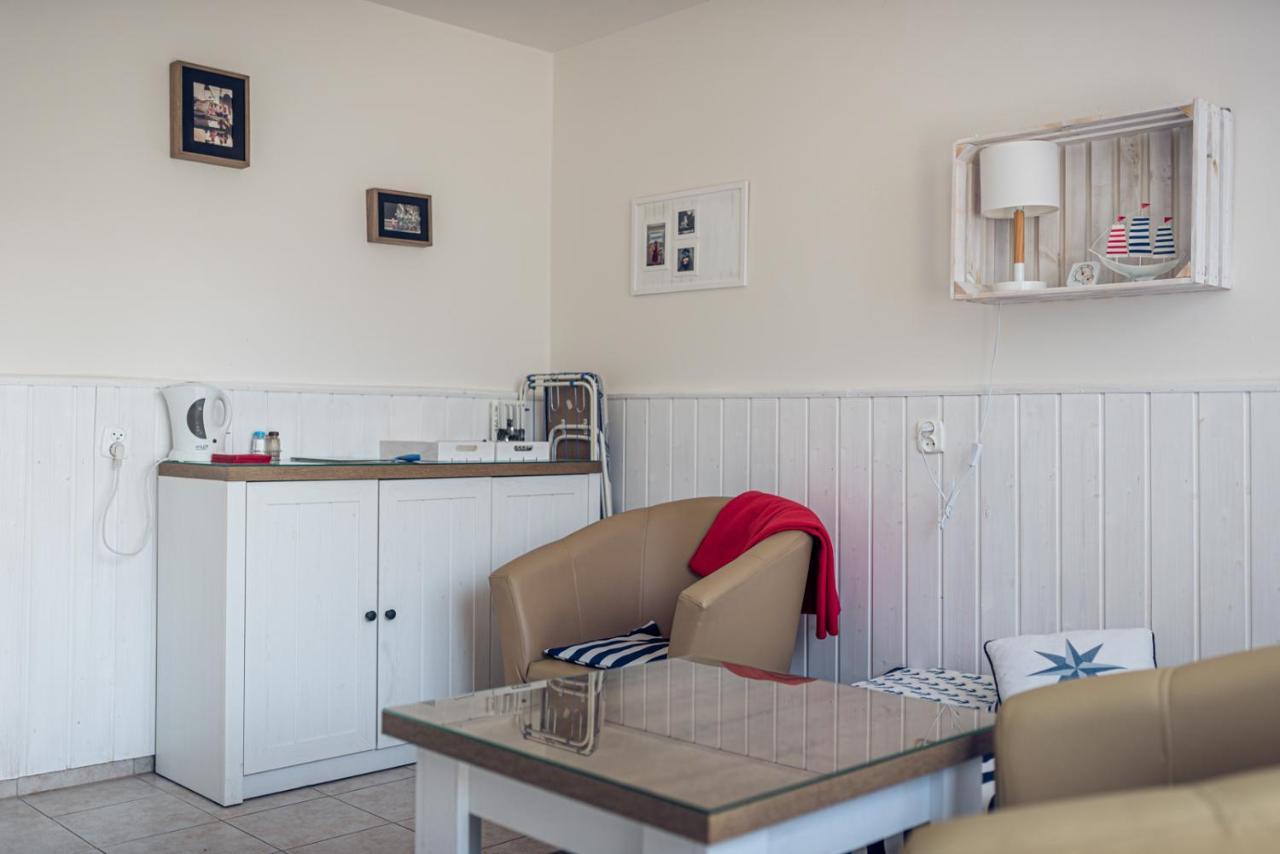 Nadmorskie Pokoje Super Lokalizacja Apartment Колобжег Екстериор снимка