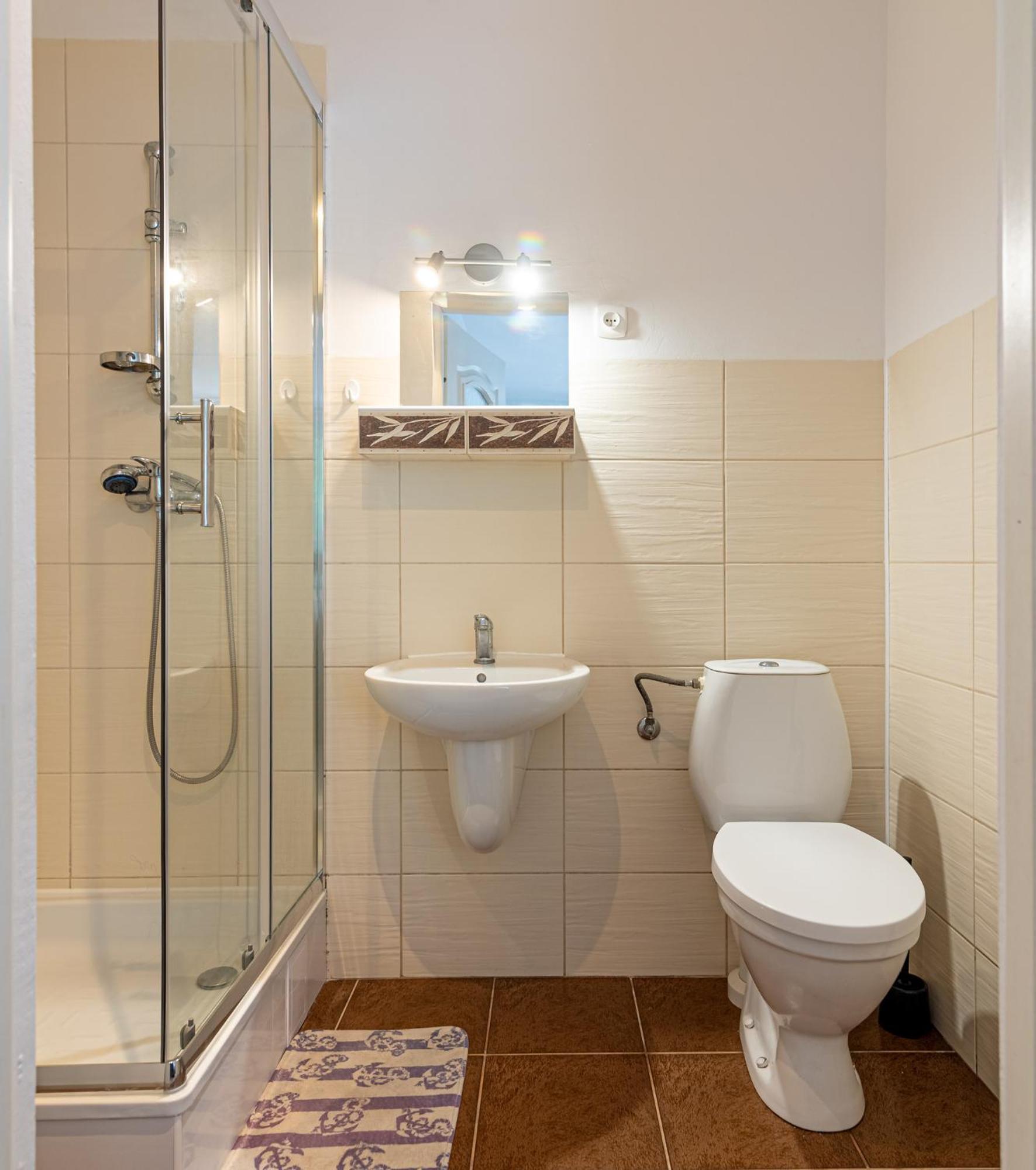Nadmorskie Pokoje Super Lokalizacja Apartment Колобжег Екстериор снимка